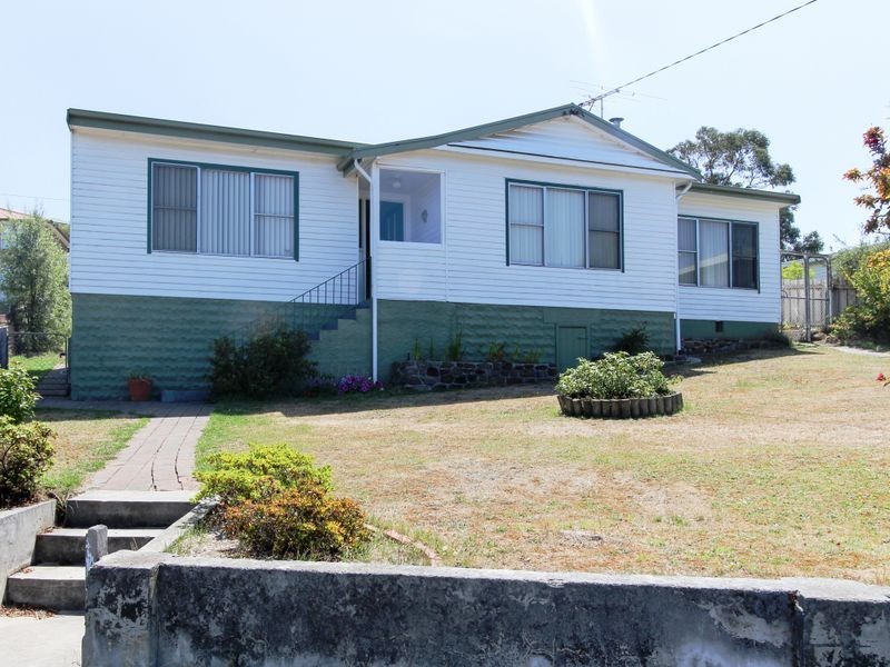 62 Ashbolt Crescent, Lutana TAS 7009