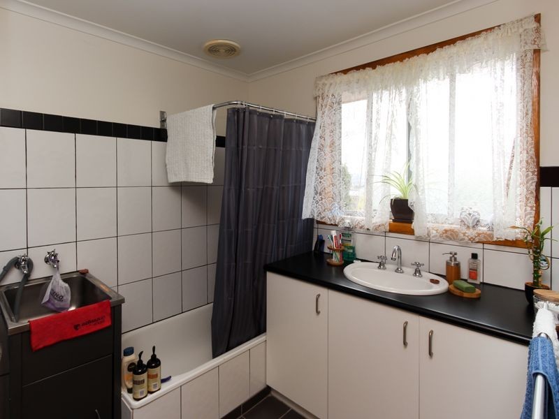 Unit 2/82 Pitcairn Street, Glenorchy TAS 7010