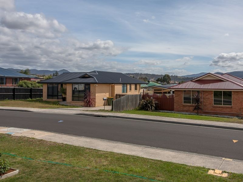1/26 Madison Avenue, Brighton TAS 7030