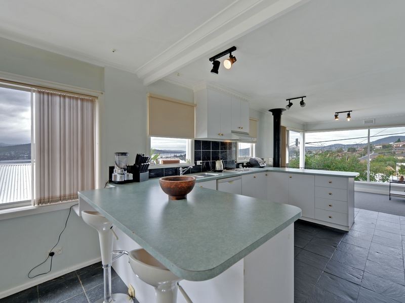 22 Ash Street, Lutana TAS 7009