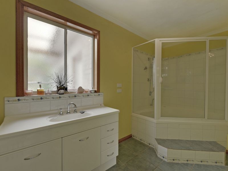 22 Ash Street, Lutana TAS 7009