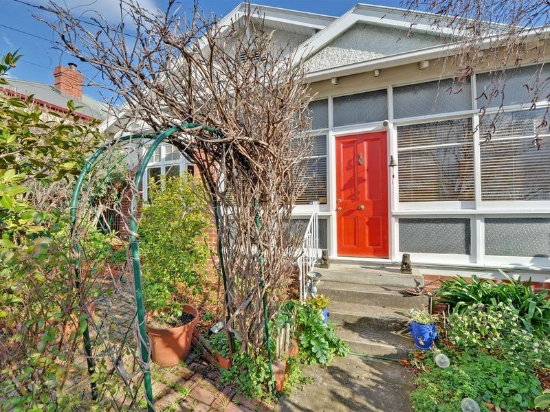 6 Thirza Street, New Town TAS 7008