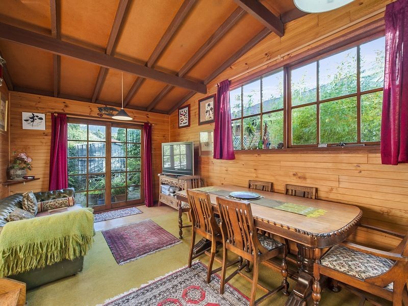 6 Thirza Street, New Town TAS 7008