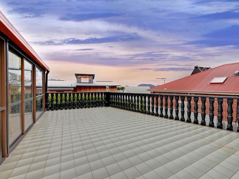143 Patrick Street, West Hobart TAS 7000