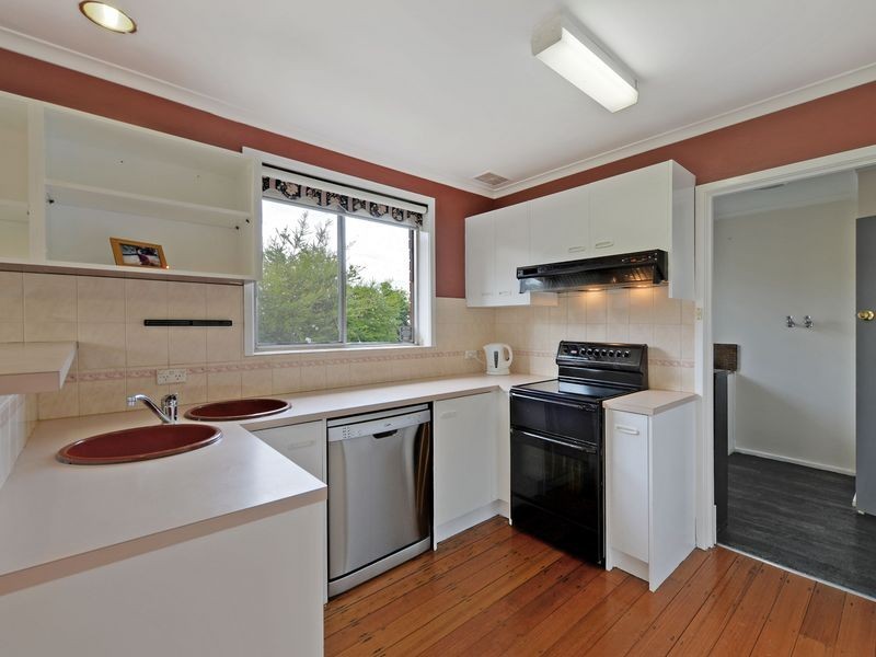 6 Tollard Court, Rokeby TAS 7019