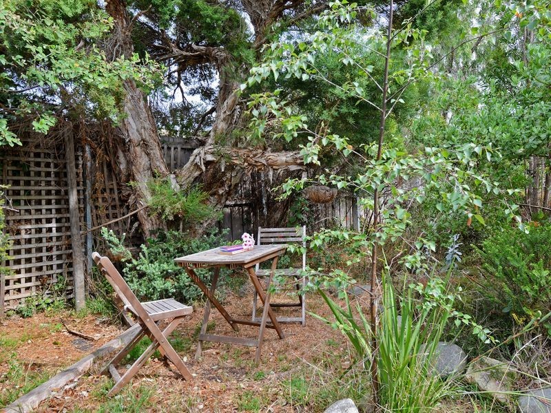 6 Tollard Court, Rokeby TAS 7019