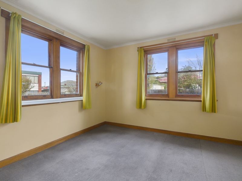 1 Morriss Avenue, Montrose TAS 7010