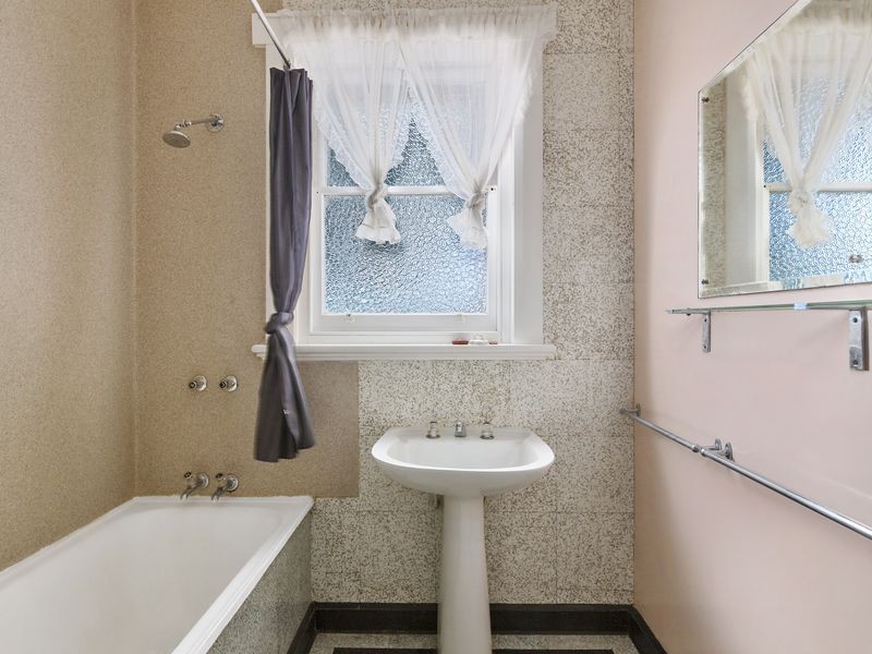 1 Morriss Avenue, Montrose TAS 7010