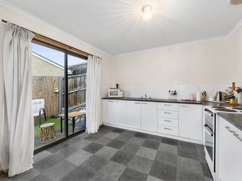 1/11 Chatterton Court, Claremont TAS 7011