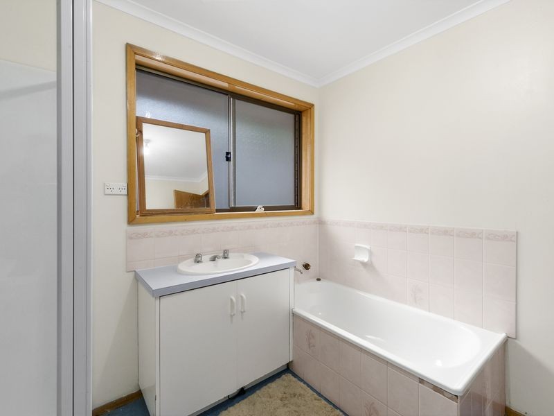 1/11 Chatterton Court, Claremont TAS 7011
