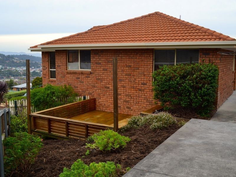 1/4 Lucia Court, Glenorchy TAS 7010