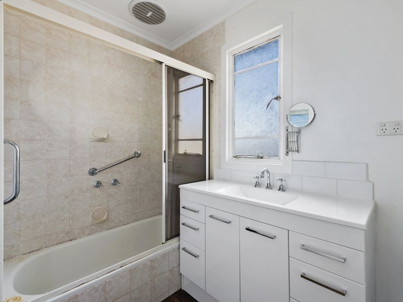 17 Corranga Drive, Chigwell TAS 7011