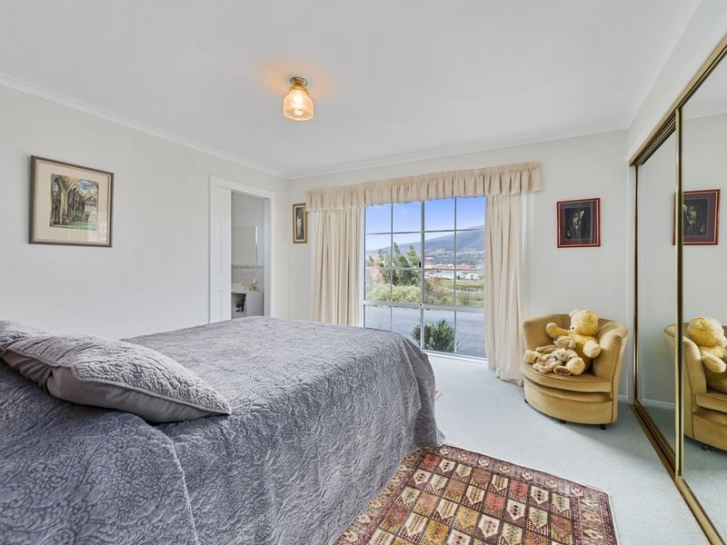8 Cobbs Hill Road, Bridgewater TAS 7030