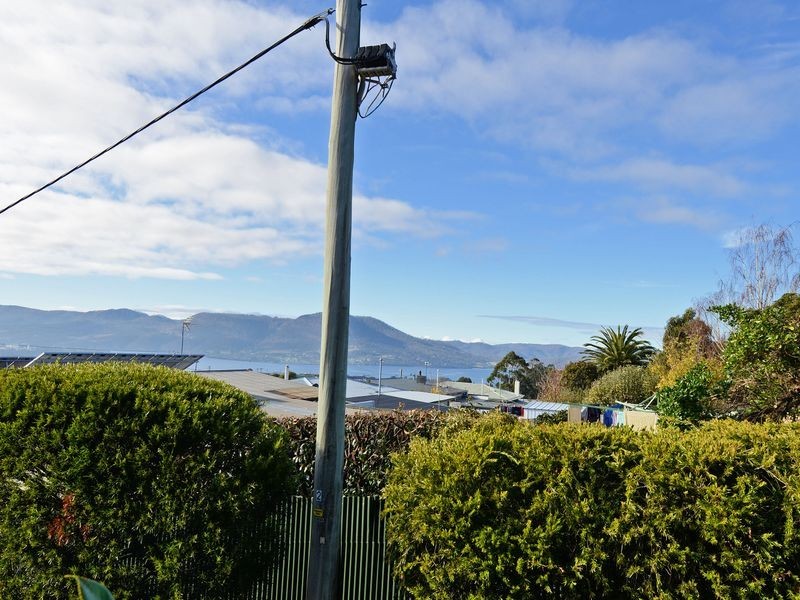 1/109 Berriedale Road, Berriedale TAS 7011