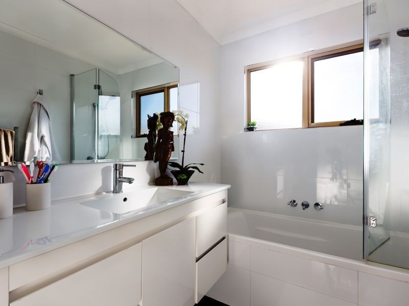 27 Adelphi Road, Claremont TAS 7011