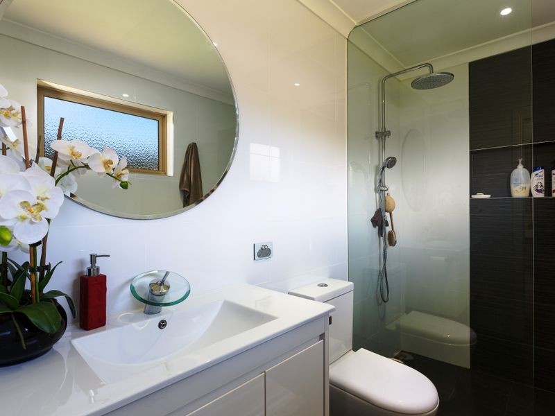 27 Adelphi Road, Claremont TAS 7011