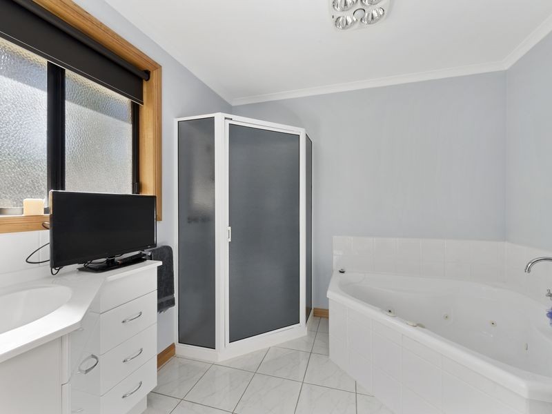 9 Stringer Court, Old Beach TAS 7017