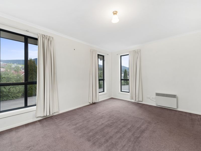 Unit 1/98 Sunshine Road, Austins Ferry TAS 7011