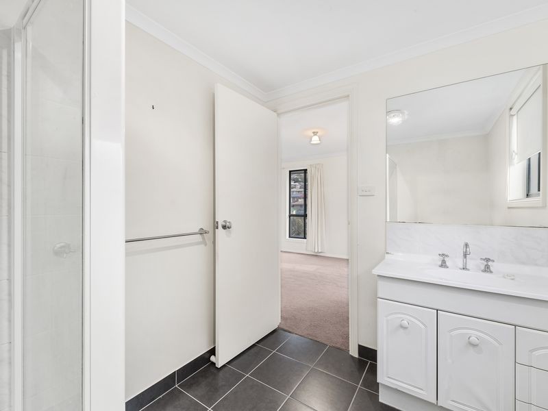 Unit 1/98 Sunshine Road, Austins Ferry TAS 7011