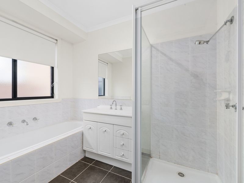 Unit 1/98 Sunshine Road, Austins Ferry TAS 7011