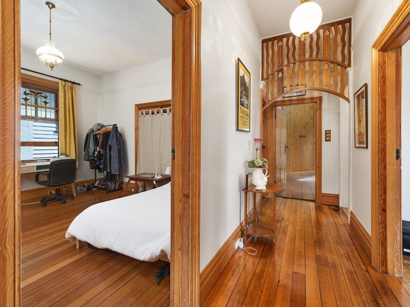 1 Salvator Road, West Hobart TAS 7000
