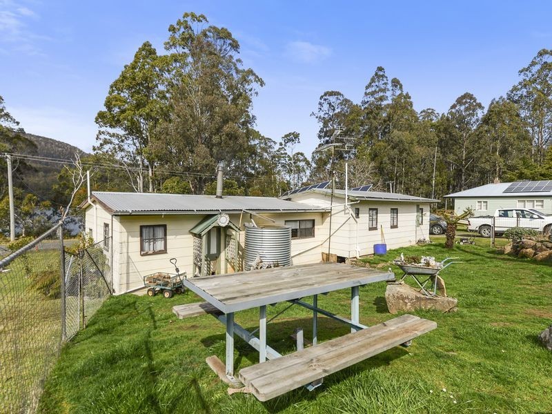 272 Bradys Lake Road, Bradys Lake TAS 7140