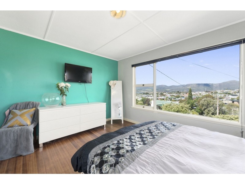 44 Carnegie Street, Claremont TAS 7011