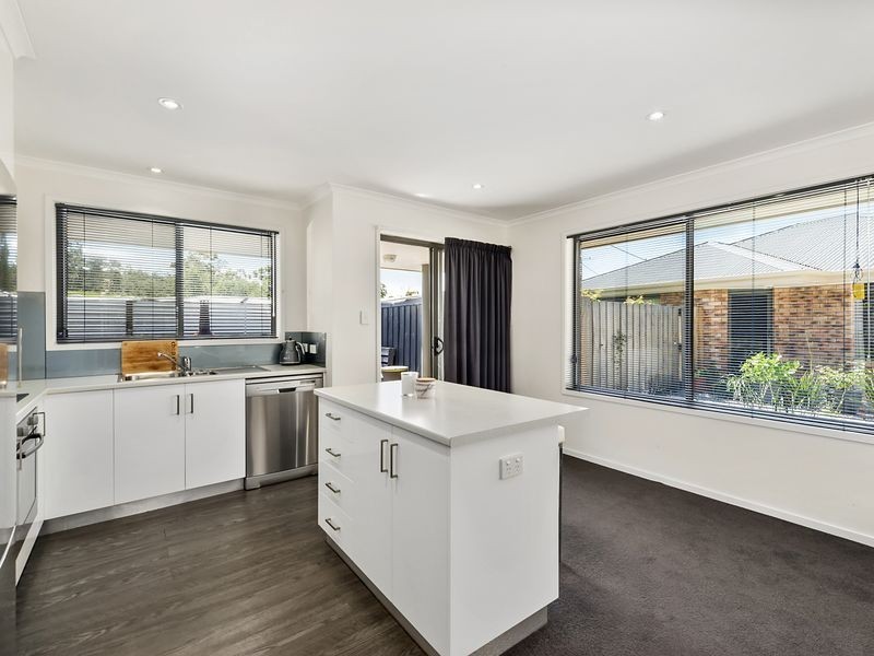 2/19 Amaroo Road, Austins Ferry TAS 7011