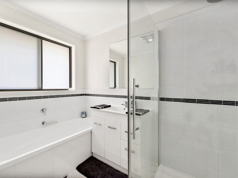 2/19 Amaroo Road, Austins Ferry TAS 7011