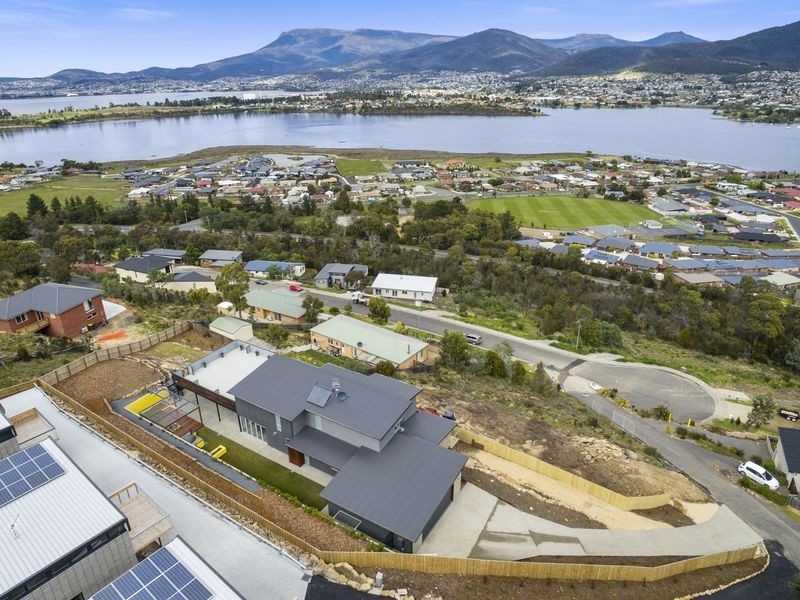 45 Grevillea Avenue, Old Beach TAS 7017