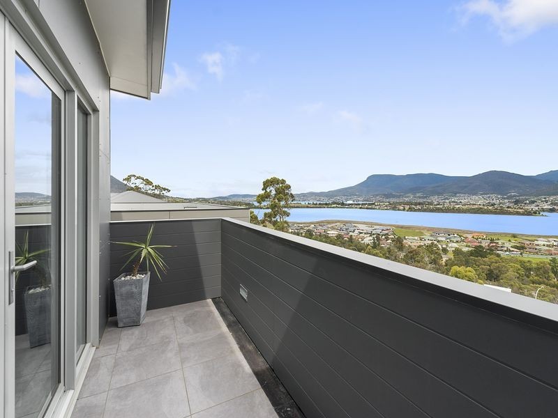 45 Grevillea Avenue, Old Beach TAS 7017
