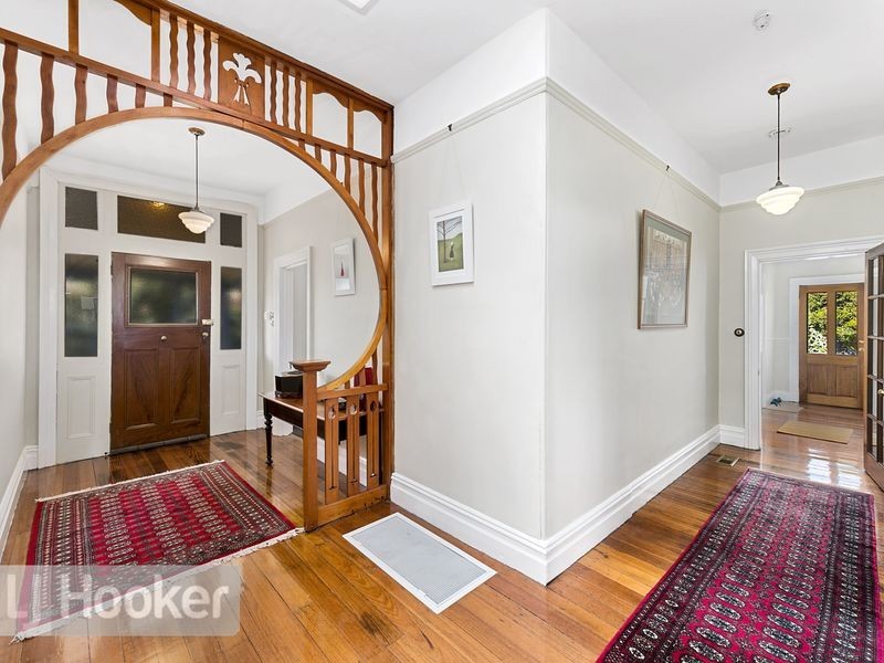 22 Boa Vista Road, New Town TAS 7008