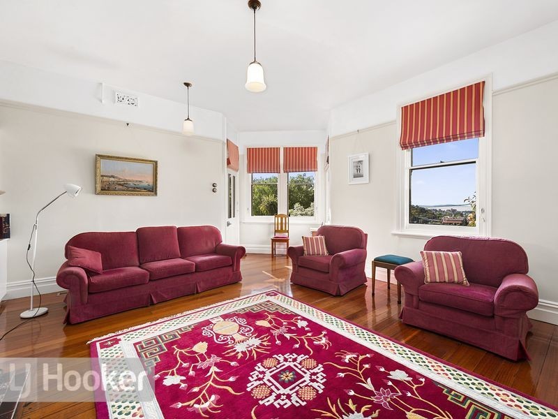 22 Boa Vista Road, New Town TAS 7008