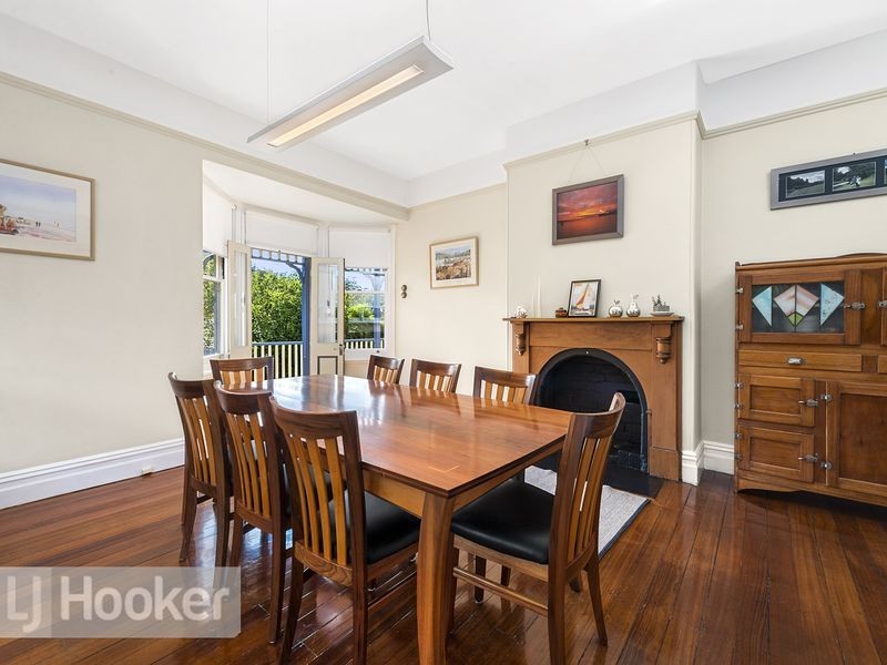 22 Boa Vista Road, New Town TAS 7008