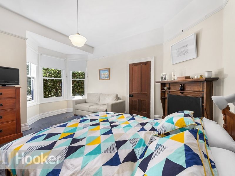 22 Boa Vista Road, New Town TAS 7008