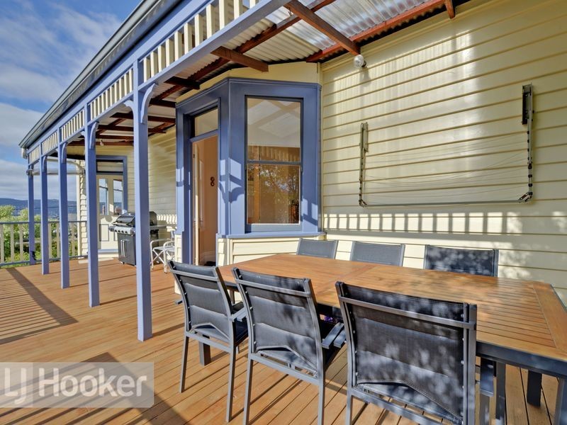 22 Boa Vista Road, New Town TAS 7008