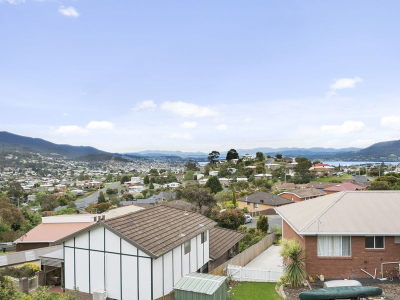 Unit 2/23 Daylesford Road, Glenorchy TAS 7010