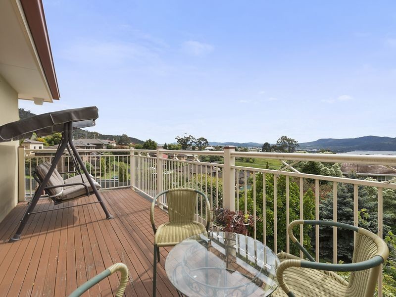 25 Kilander Crescent, Berriedale TAS 7011