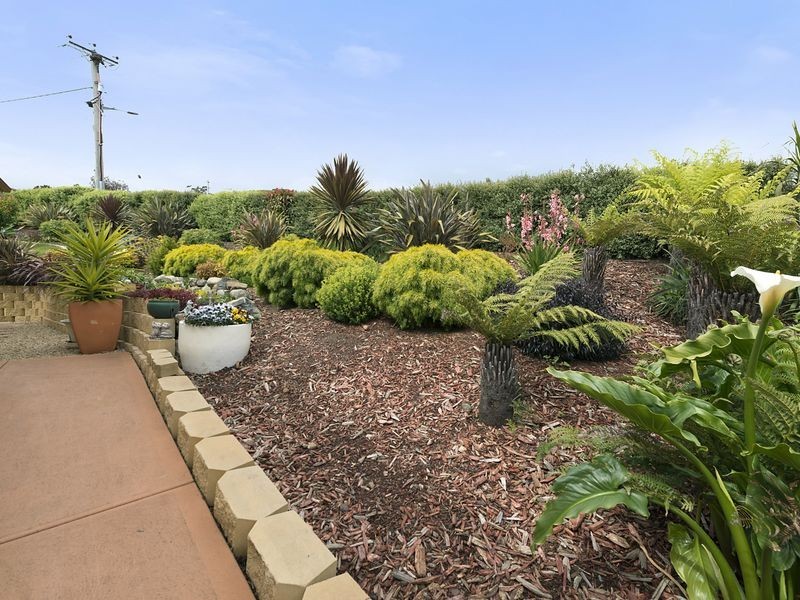 25 Kilander Crescent, Berriedale TAS 7011