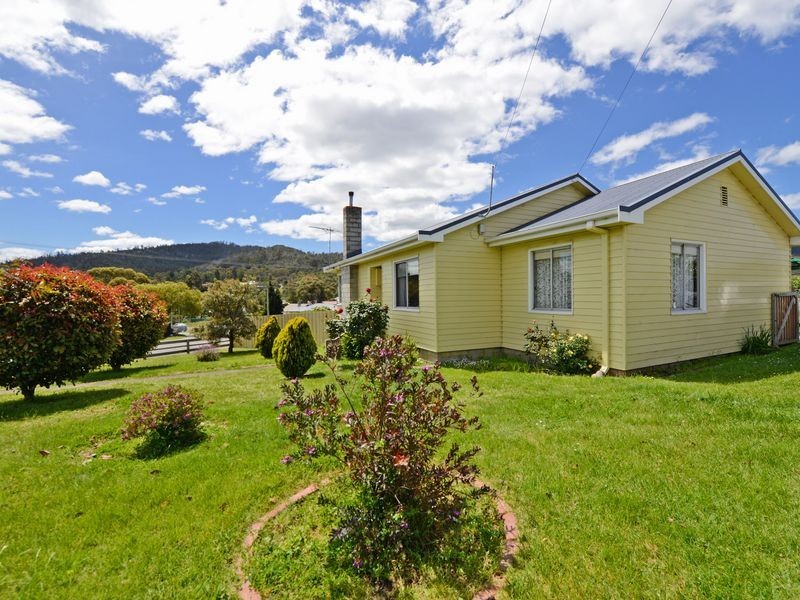63 La Perouse Street, Warrane TAS 7018