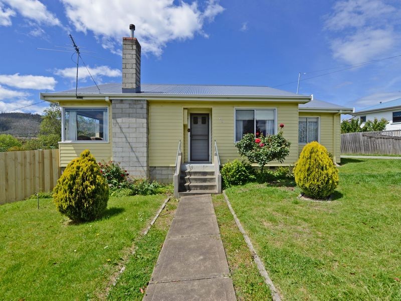 63 La Perouse Street, Warrane TAS 7018