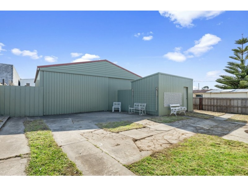 16 Regina Street, Glenorchy TAS 7010