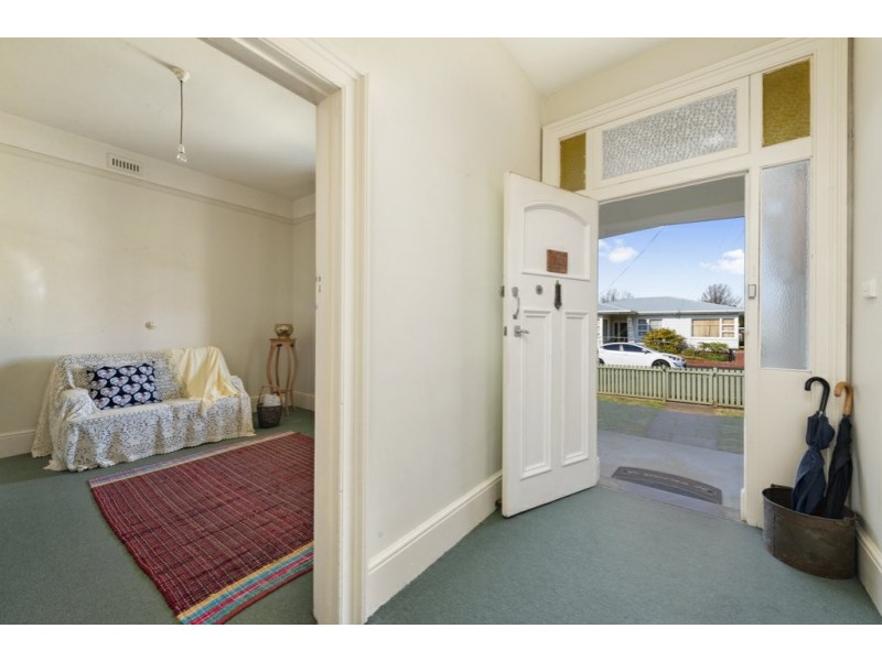 16 Regina Street, Glenorchy TAS 7010