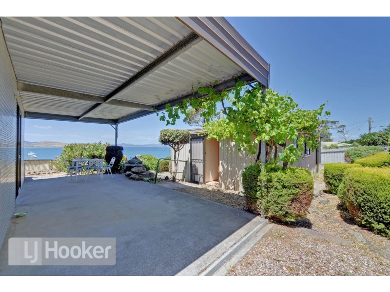 103-105 Linden Road, Primrose Sands TAS 7173