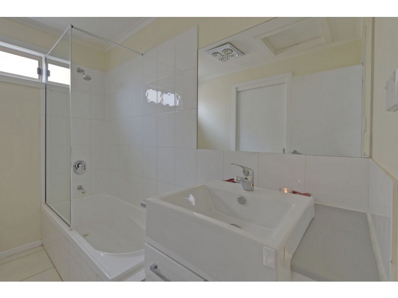 Unit 2/6 Birubi Place, Herdsmans Cove TAS 7030