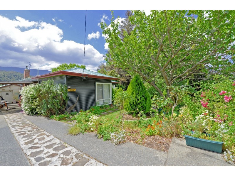 11 West Street, Maydena TAS 7140