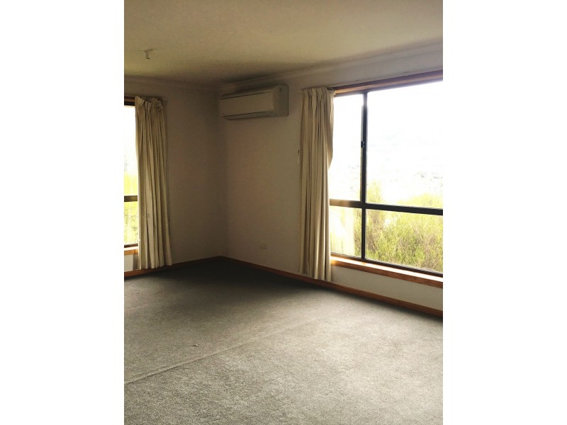 2/19 Daylesford Road, Glenorchy TAS 7010