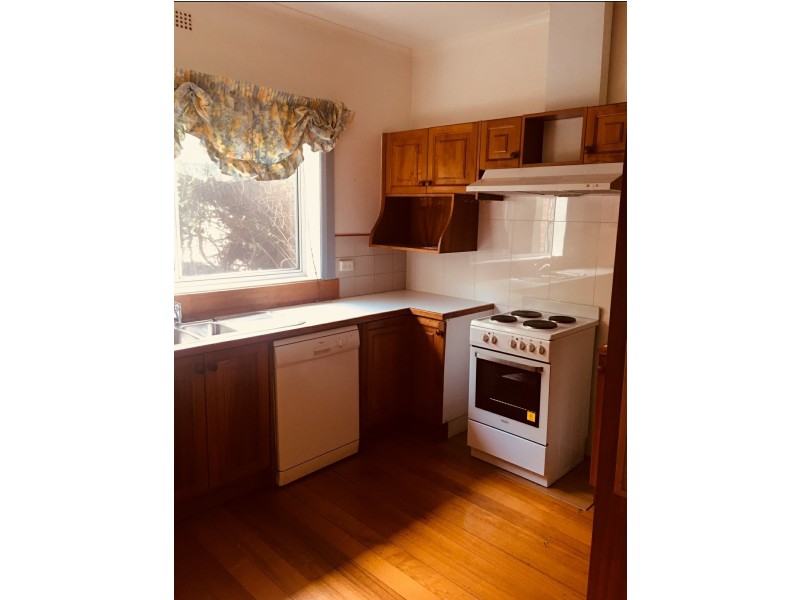 11 Truman Avenue, Lenah Valley TAS 7008