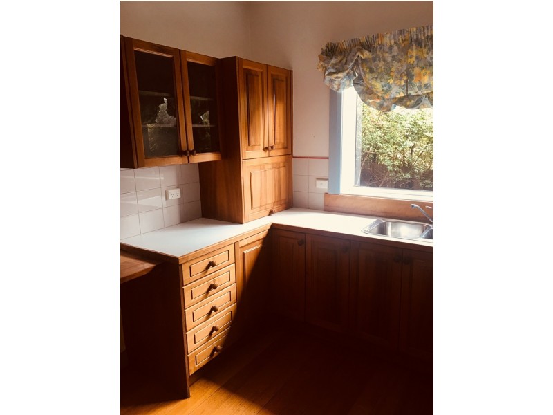 11 Truman Avenue, Lenah Valley TAS 7008