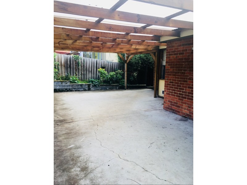 11 Truman Avenue, Lenah Valley TAS 7008